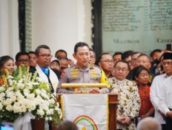 Kapolri Pantau Langsung Pelaksanaan Malam Natal di Gereja Katedral dan GPIB Immanuel Jakarta
