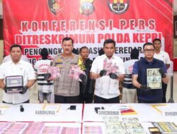 Polda Bersama Divhubinter Mabes Polri Membongkar Peredaran Uang Palsu Senilai Rp45 Milliar