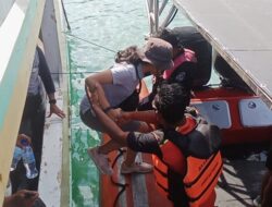 Belasan Wisatawan Diselamatkan dari Kapal Terombang-ambing di Labuan Bajo