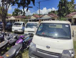 Petugas Gabungan Berhasil Tertibkan Mobil Pickup Pedagang Liar di Labuan bajo