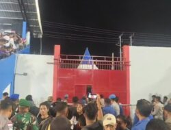 Lantaran Tiket Habis, Ribuan Penonton Dobrak Pintu Stadion Marilonga