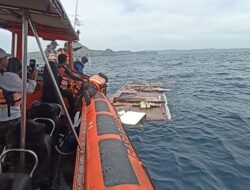 Hari Kedua Pencarian KM Putri Sakinah, Tim SAR Temukan Serpihan Kapal di Perairan Pulau Padar