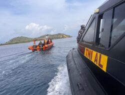 Lanal Labuan Bajo Turun Tangan, Pencarian Korban KM Putri Sakinah di Selat Padar Terus Berlanjut