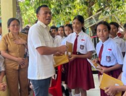 Hardiknas Jadi Alarm Pendidikan Mabar, Ketua DPRD Serukan Literasi, Karakter, dan Kolaborasi Tiga Pilar