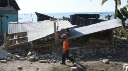 Tangis di Antara Puing-Puing Gempa: 55 Nyawa Melayang, Manggarai Timur Masih Berduka