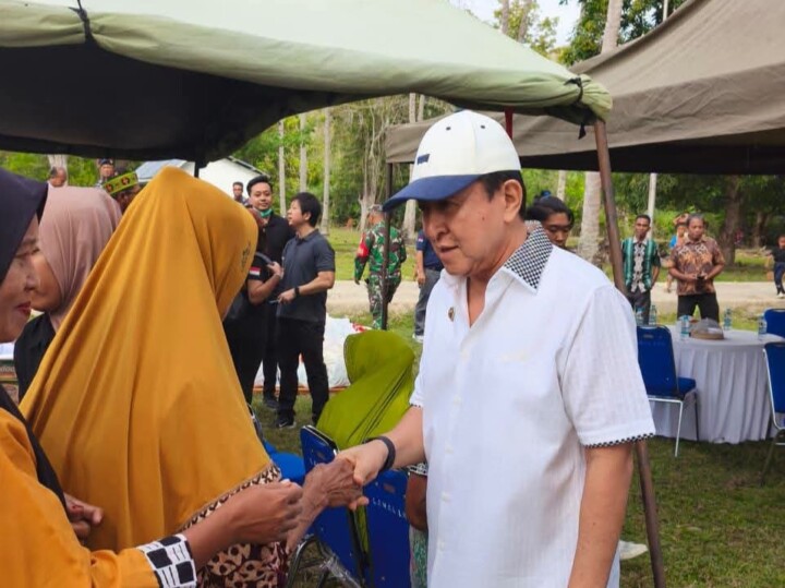 Wabup Weng Apresiasi Bakti Sosial HUT ke-5 Lanal Labuan Bajo, Ratusan Warga Tanjung Boleng Nikmati Pemeriksaan Kesehatan Gratis 2 IMG 20260802 123450