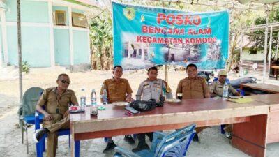 Pasca Gempa Flores, Kapolsek Komodo dan Camat Komodo Perkuat Koordinasi Penanganan Warga Terdampak